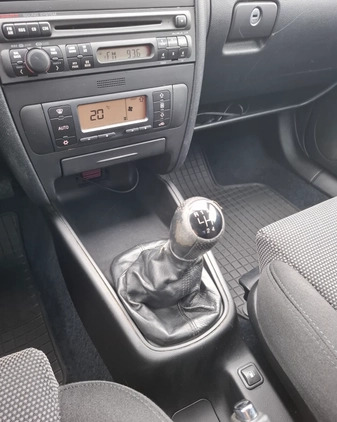 Seat Leon cena 8300 przebieg: 289000, rok produkcji 2004 z Strzelin małe 106